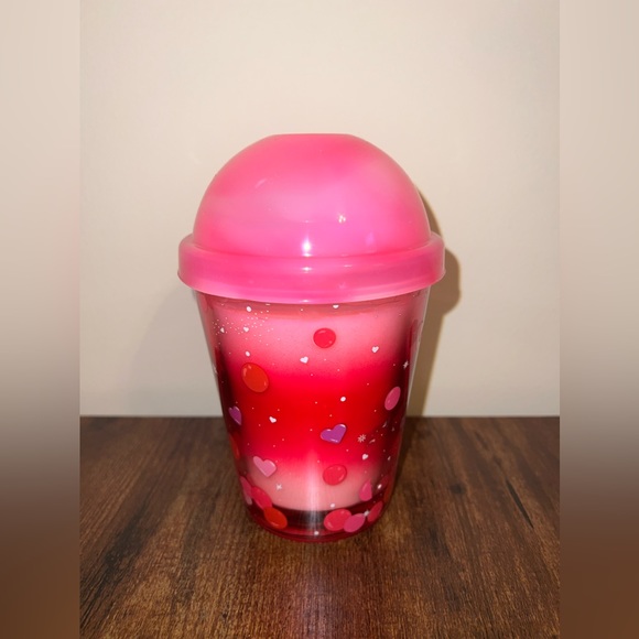 Strawberry Dream Tea Candle NWT - Picture 3 of 4